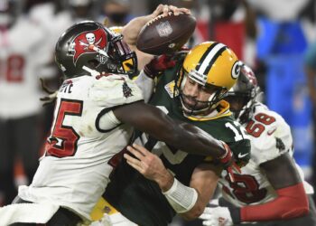 On Football: Packers, Browns, Patriots not so real