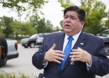 High school sports: It’s time for IHSA, Pritzker to work together