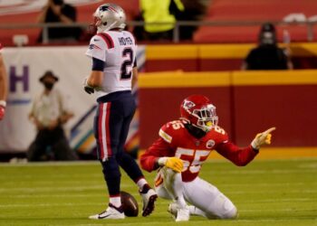 Athol Daily News – Chiefs lean on D to beat Pats 26-10 in COVID-19-delayed game