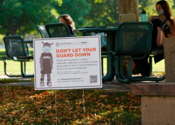 American, United layoffs; Mississippi lifts mask mandate