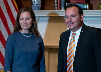 Mike Lee tests positive as GOP seeks Barrett confirmation