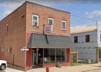 Health department confirms Genoa Café wasn’t following indoor dining prohibition this week