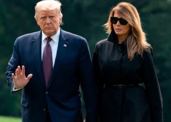 President, feeling symptoms, Biden is negative