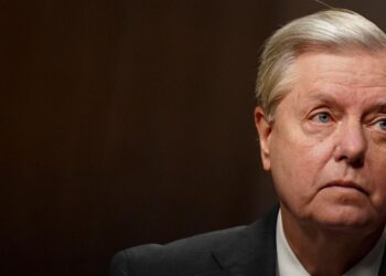 Opinion: Lindsey Graham fuels Republican civil war in Georgia