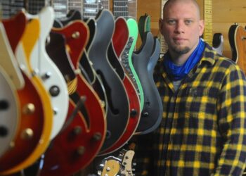 J&H Music bringing tunes to Oakland with strings attached