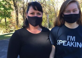 Election 2020: Local woman enjoying first time as election official | News – Local and National