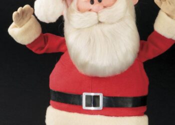 Rudolph, Santa figures soar to sale of $368,000 at auction | Entertainment