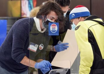 Poll workers contract virus, but Election Day link unclear | Govt-and-politics