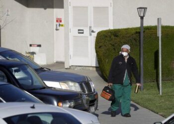 US judge blocks Trump Administration rule inhibiting unions | National/World News