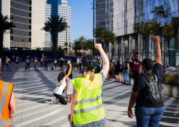 Peaceful post-election protests held in Long Beach, Los Angeles – Daily News