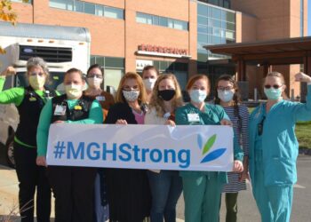 MaineGeneral Health staff donates to local food banks