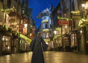 Universal Orlando Resort unwraps its lineup of seasonal entertainment – 95.5 WSB