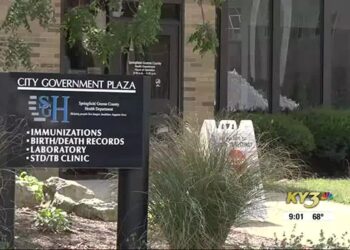 Springfield-Greene County Health Director Clay Goddard explains COVID-19 dashboard, why more restrictions are unlikely