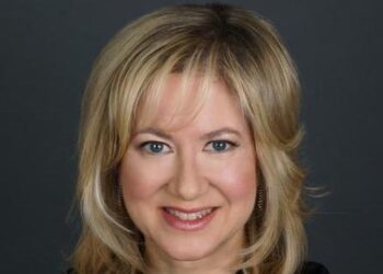 Music professor stages ‘unconcert’ for Abington choirs and band amid pandemic