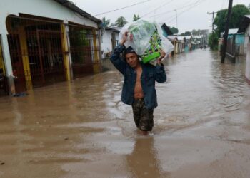 A Weakened Eta Moves on to Honduras With Drenching Rains | World News