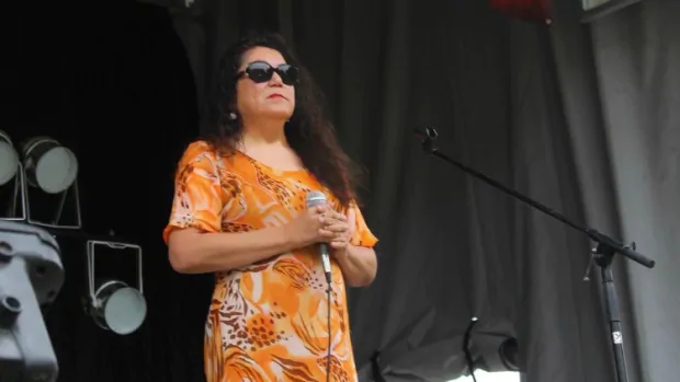 Acclaimed performer from Opaskwayak Cree Nation offers healing through music as community cases soar