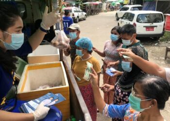New Myanmar Political Party Woos Voters With Grocery Truck | World News