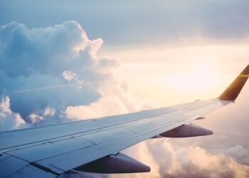 Carbajal introduces bipartisan ‘Fly Safe and Healthy’ act