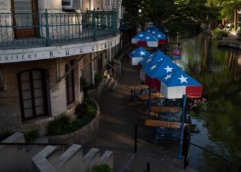 Health officials report 317 new COVID-19 cases, no new deaths