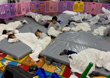 A look inside a migrant holding facility: GOP senators describe scene