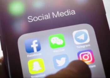 Kansas bill seeks to prevent social media sites from blocking political speech
