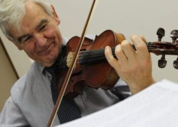 Ireland’s Leinster School of Music offers free evaluations for musicians around the world