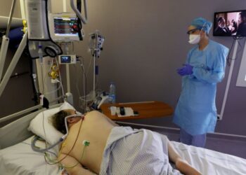 French COVID-19 Intensive Care Patient Numbers Rise Again | World News