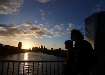 Merkel Presses German States to Get Tough With COVID Curbs | World News