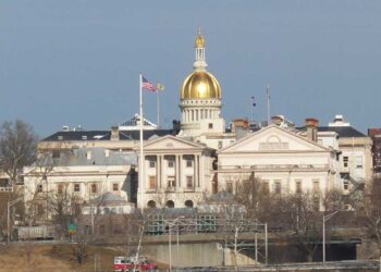 Legislation Expediting Temporary Licensure of Out-of-State Mental Health Graduates During Emergency Passes Legislature