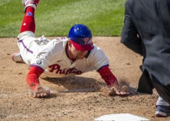Phillies pitchers dominate again, sweep Braves on Bohm hit | Sports
