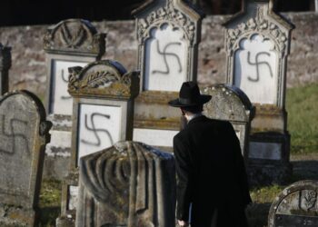 Report: Pandemic amped up anti-Semitism, forced it online | World News