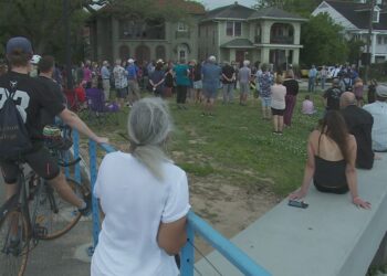 ‘There’s a war in this city’ | Mid-City and Bayou St.John meet about spike in carjackings