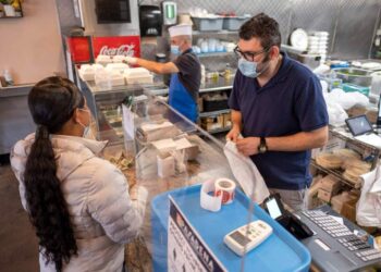 LA County restaurant owners, operators get $20,000 grants from DoorDash – Daily News