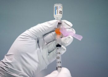 Sen. Manchin announces all W.Va. health centers eligible to order vaccine doses