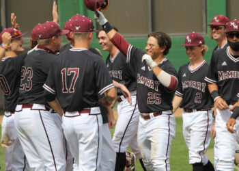 War Hawks sweep Howard Payne for fifth straight win | KTAB